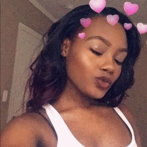 Meet your Posher, Kiana